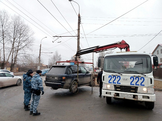 В Иванове «Дорожный пристав» оставил четырех злостных должников без автомобилей